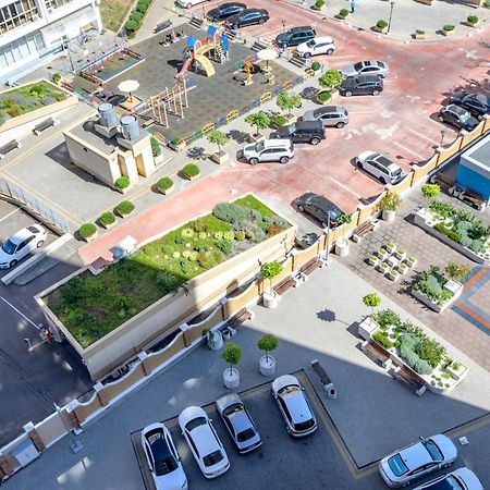 Светлая Квартира Новый Берег Odessa Buitenkant foto